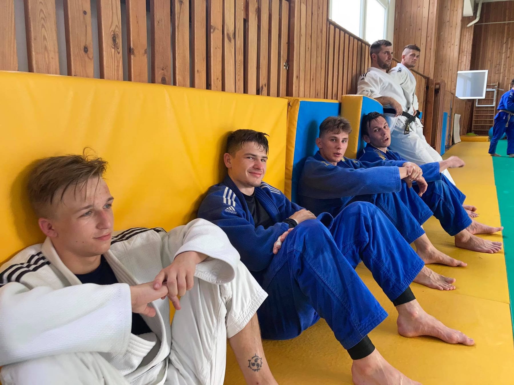 Krpoš napotřetí v Šamorínu, mládež zamakala v Teplicích